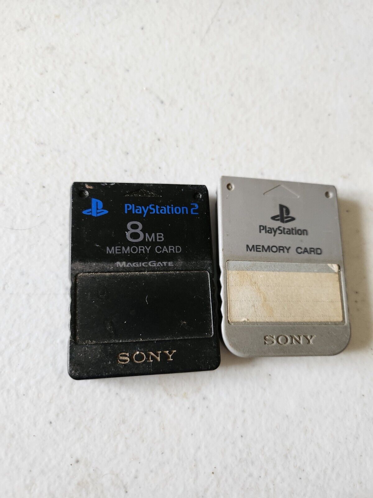 Lot De 2 cartes mémoires sony ps2 playstation 2 Officielle