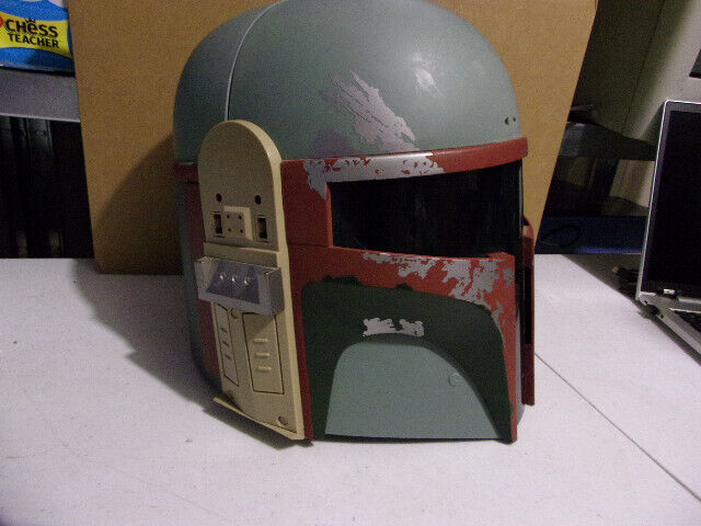 Hasbro Star Wars The Black Series The Mandalorian Casque électronique