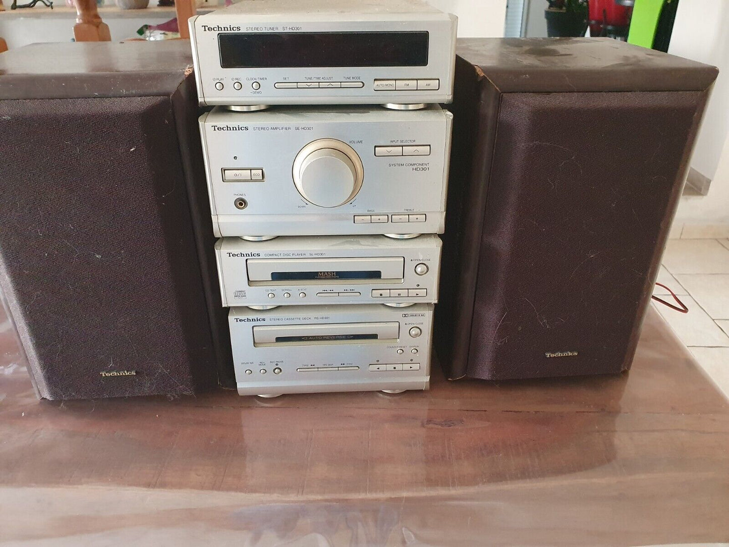 Chaine HI-FI TECHNICS SE-HD301 & HP B&W vision