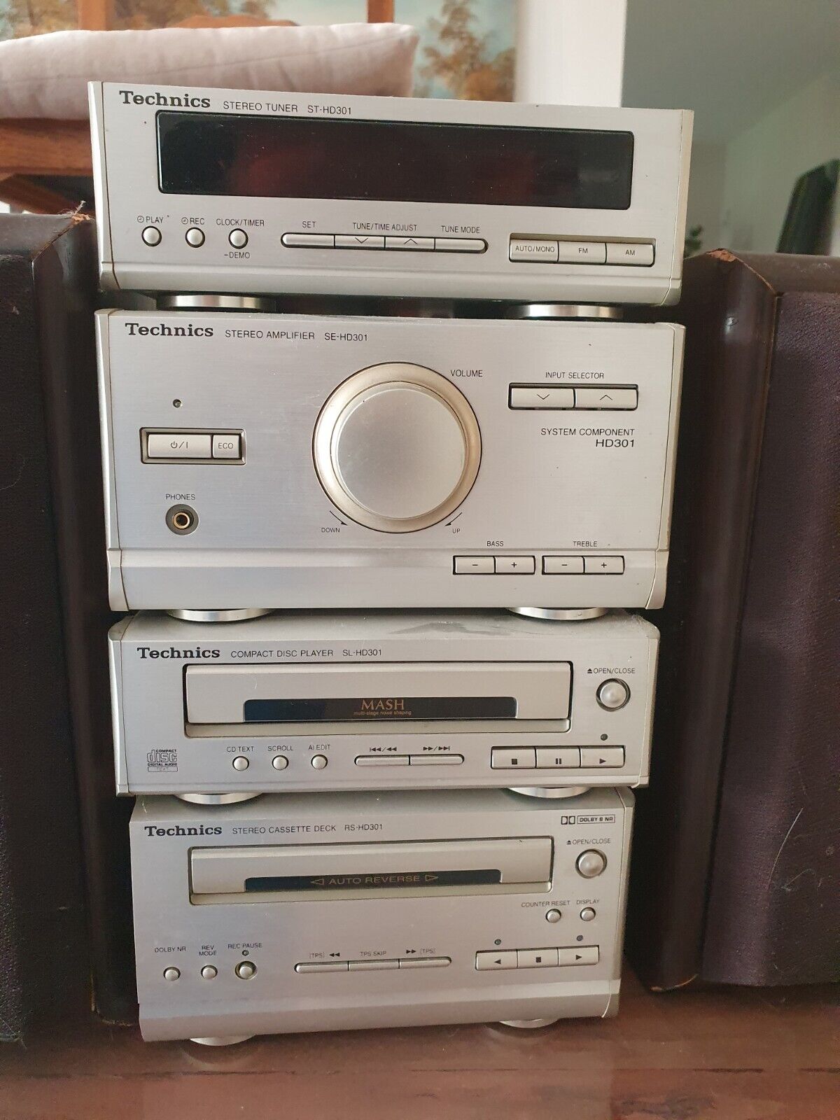 Chaine HI-FI TECHNICS SE-HD301 & HP B&W vision