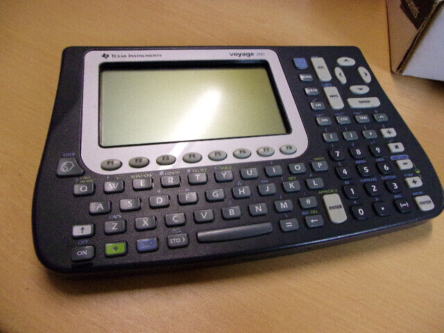 Calculatrice Texas Instruments Voyage 200 en boite notice