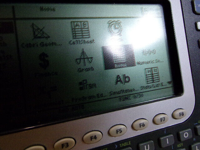 Calculatrice Texas Instruments Voyage 200 en boite notice