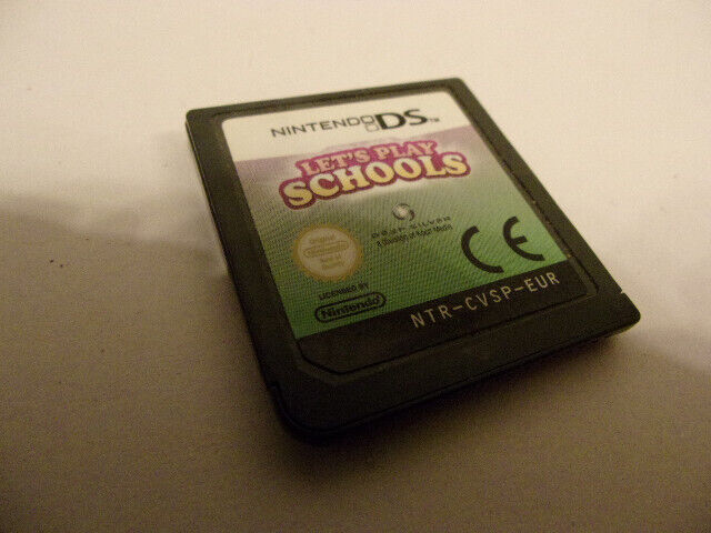 JOUONS A LA MAITRESSE LET'S PLAY SCHOOLS NINTENDO DS