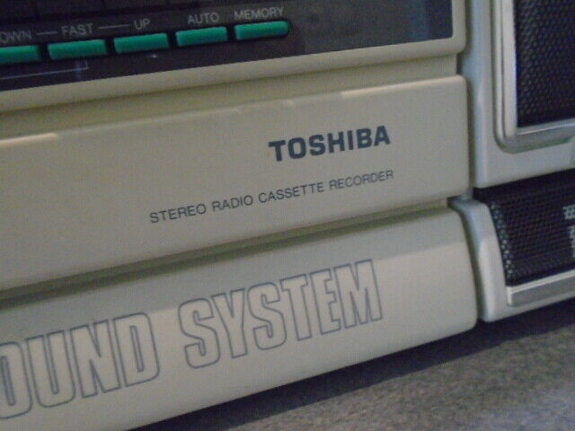 Vintage Toshiba RT-7057 Ghettoblaster Cassette Radio Boombox