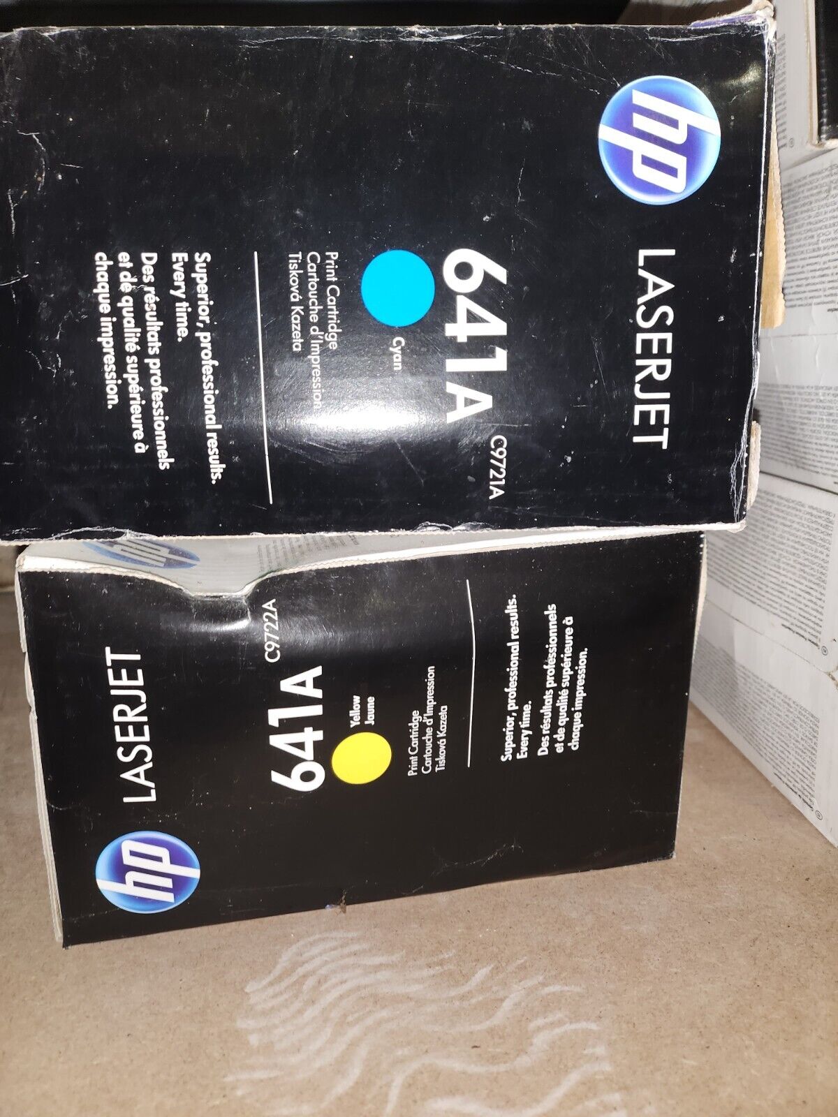 LOT DE 2 TonerS HP 641A CYAN JAUNE original HP4600 4650 4610