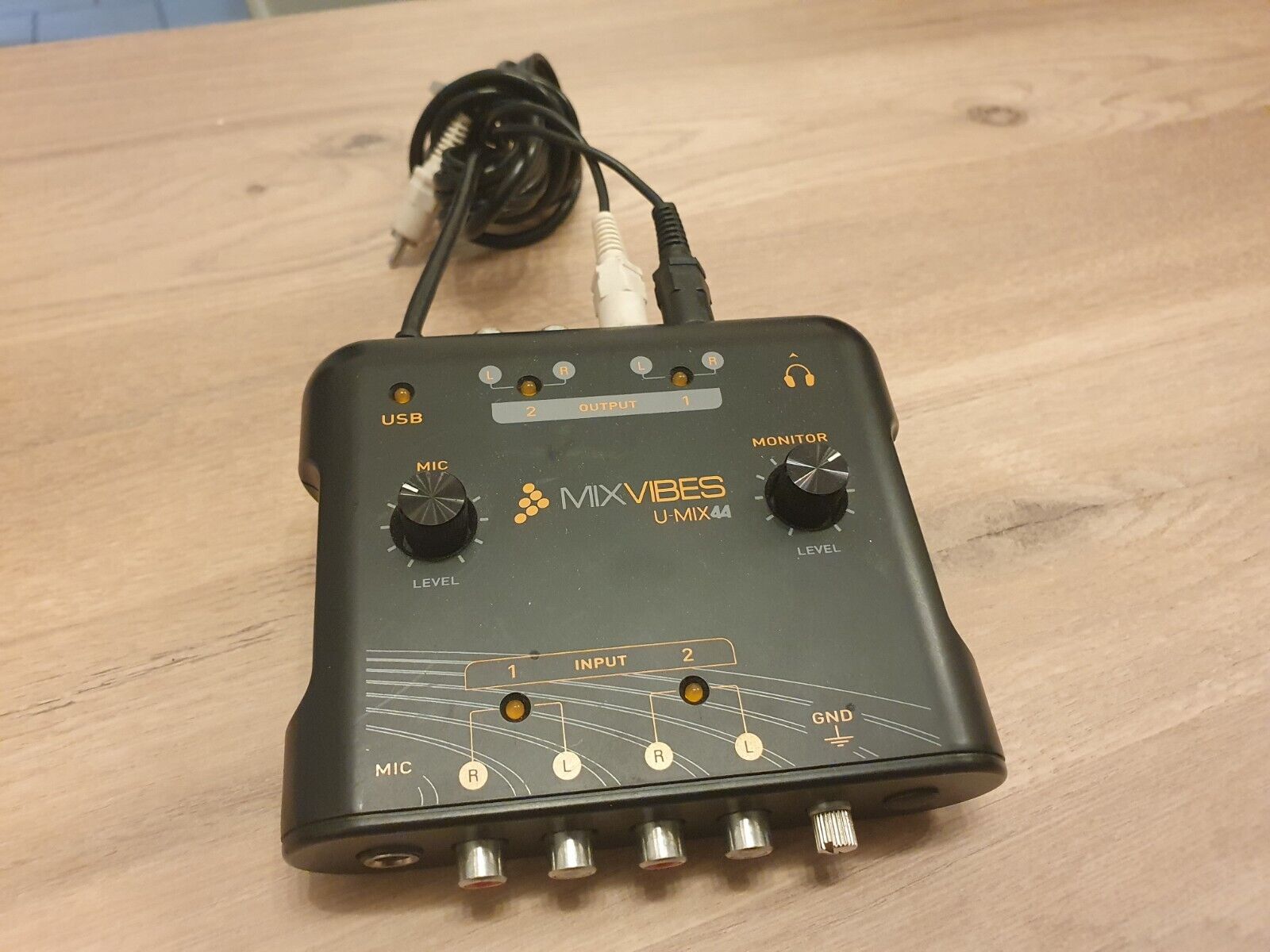 Carte son mixvibes u-mix 44 interface audio dj